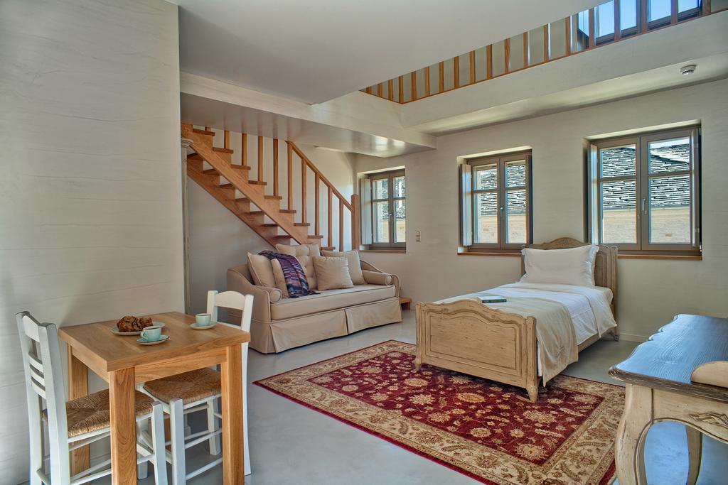Haones Suites Ioannina Room photo