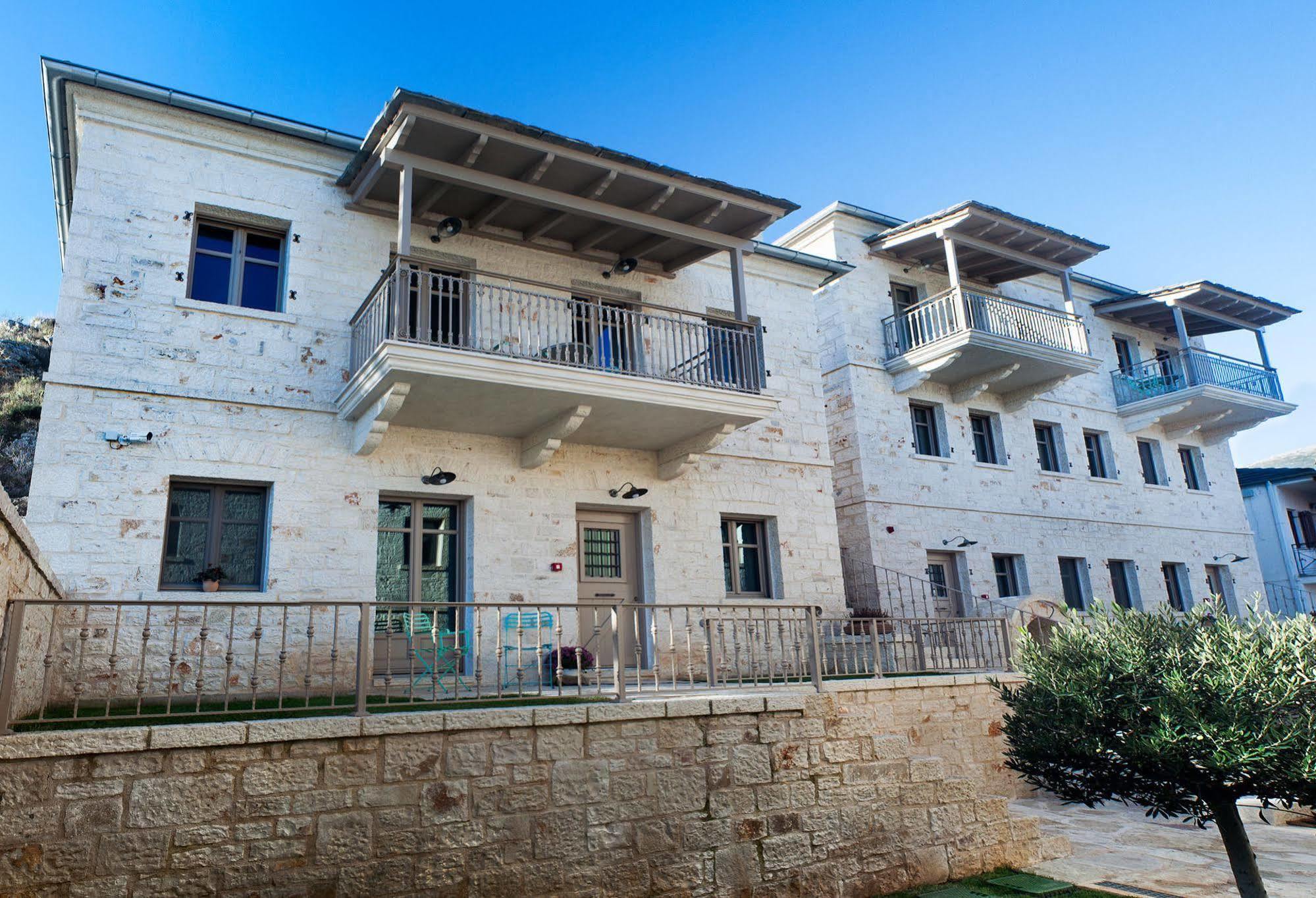 Haones Suites Ioannina Exterior photo